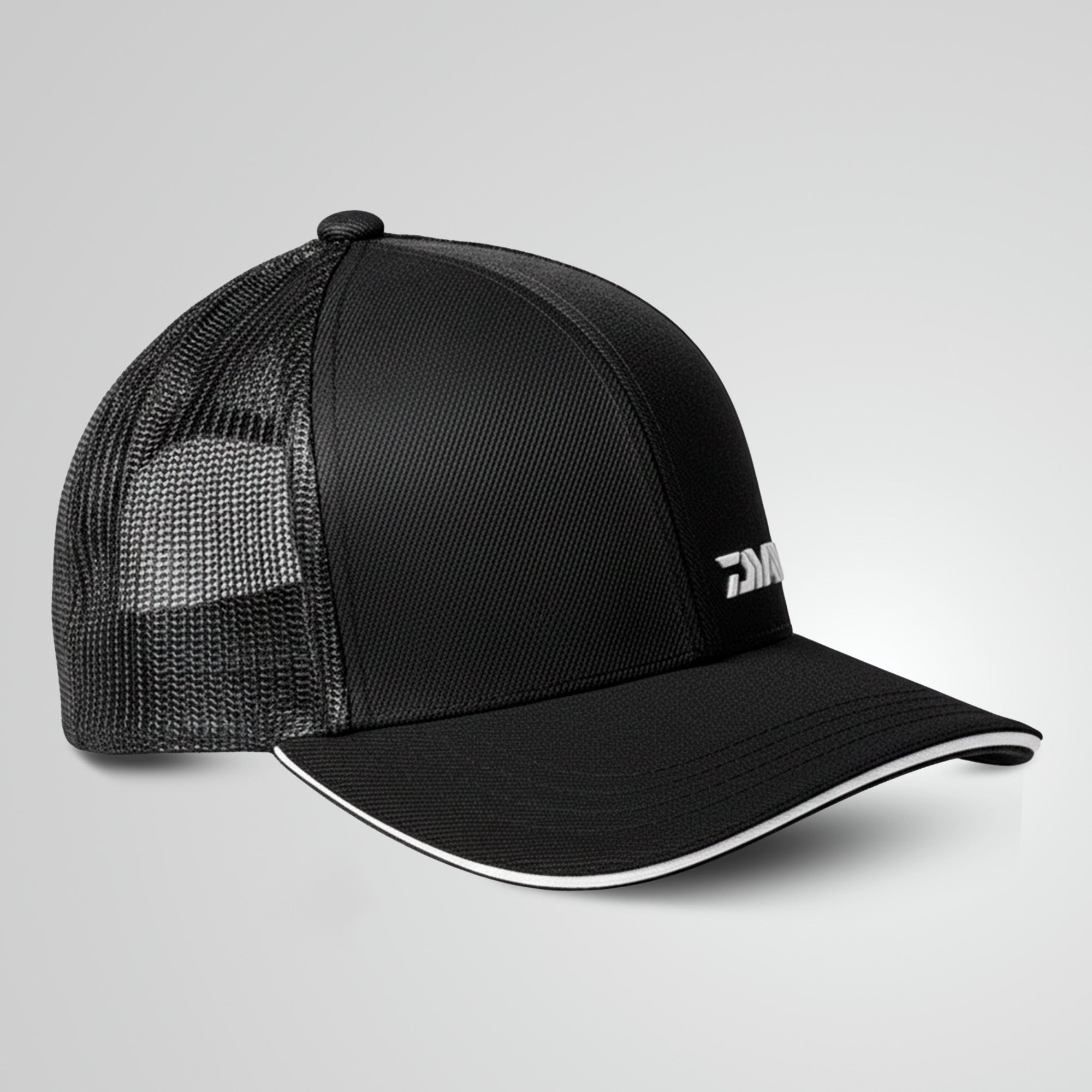 Boné de Pesca Daiwa Preto e Branco