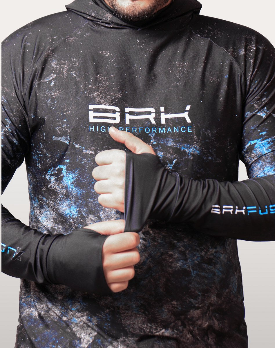 Camisa FusionX Brk Galaxy Preta e Azul com Capuz e Proteção UV50+