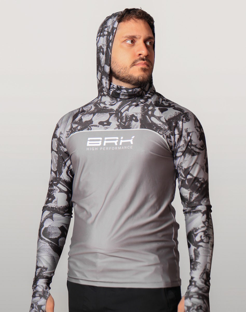 Camisa FusionX Brk Deep Cinza Camuflado com Capuz e Proteção UV50+