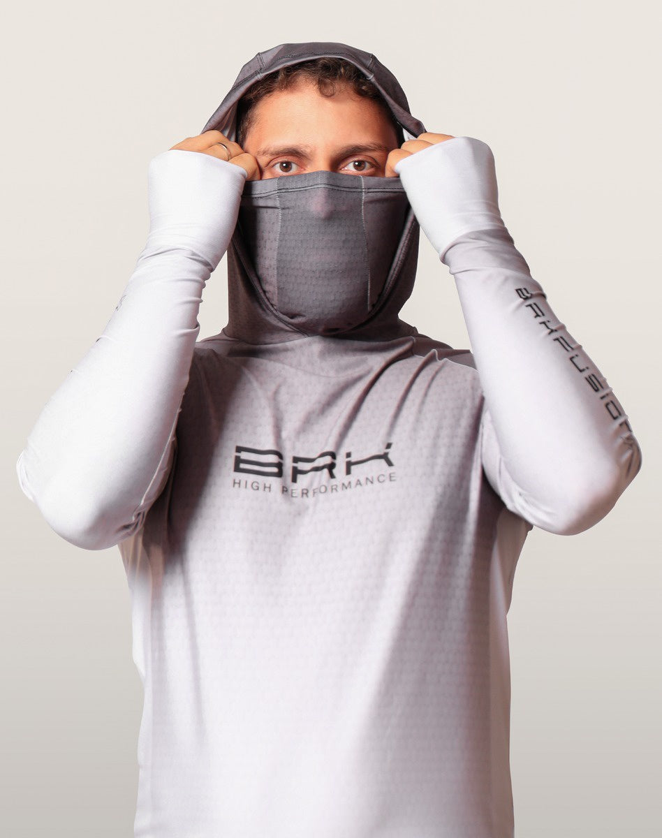 Camisa FusionX Brk Clean Branca e Cinza com Capuz e Proteção UV50+