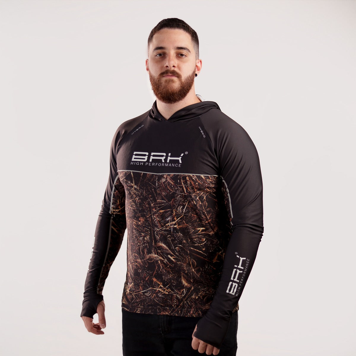 Camisa de Pesca Brk com Capuz Hybrid Black Real Tree com Proteção Solar UV50+